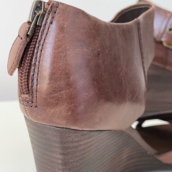 VIA SPIGA BROWN LEATHER WEDGE SANDALS - Picture 9 of 12